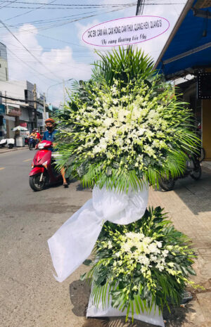 Hoa viếng 2 tầng lan trắng