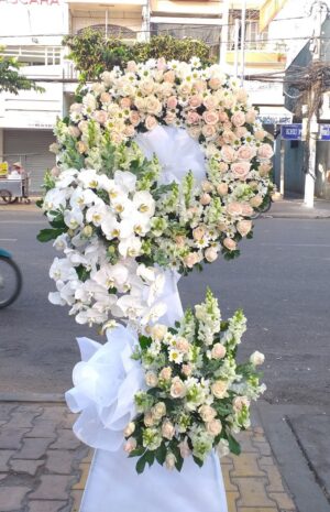 A291 - Hoa viếng hiện đại